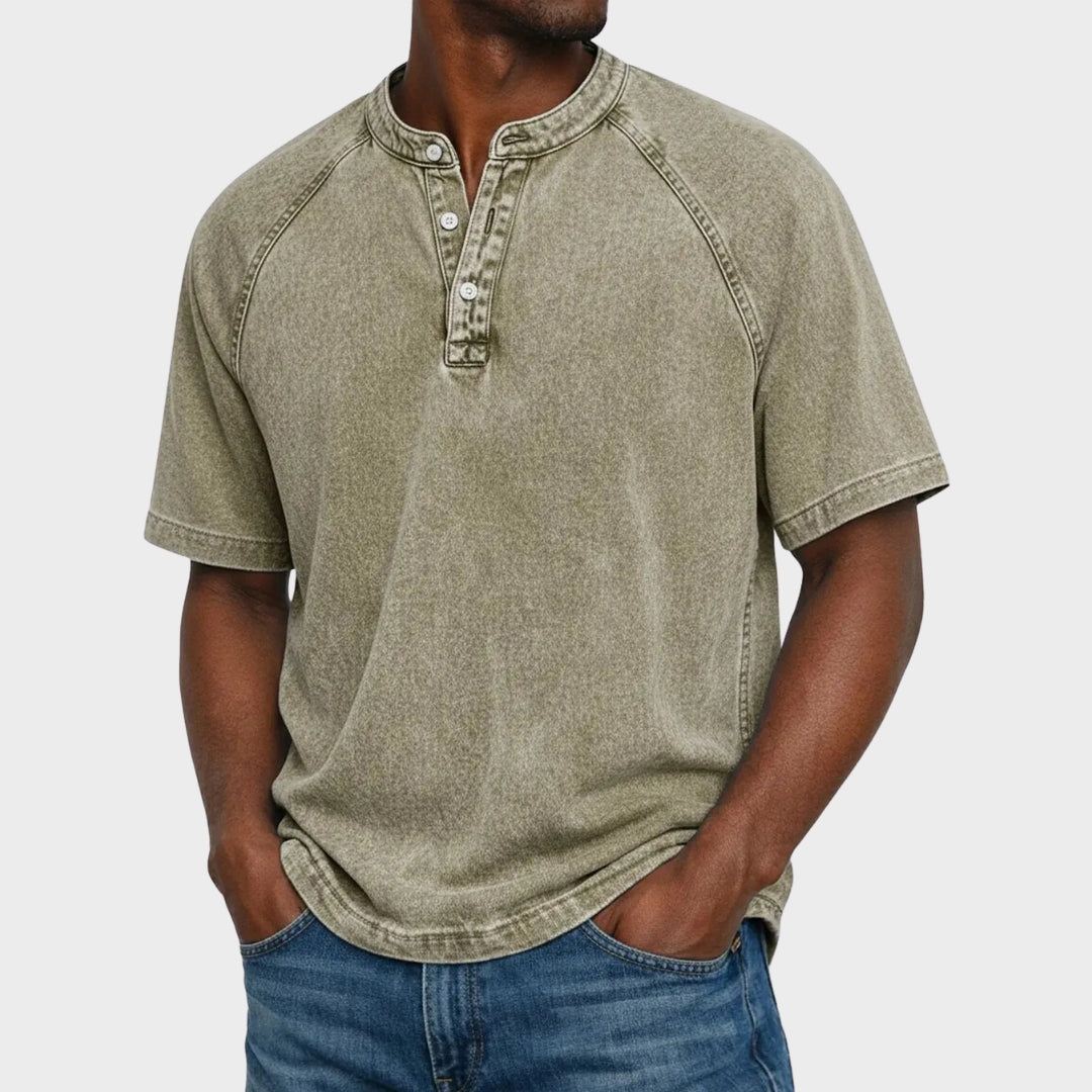 Pedro - Vintage T-särk Nuppudega