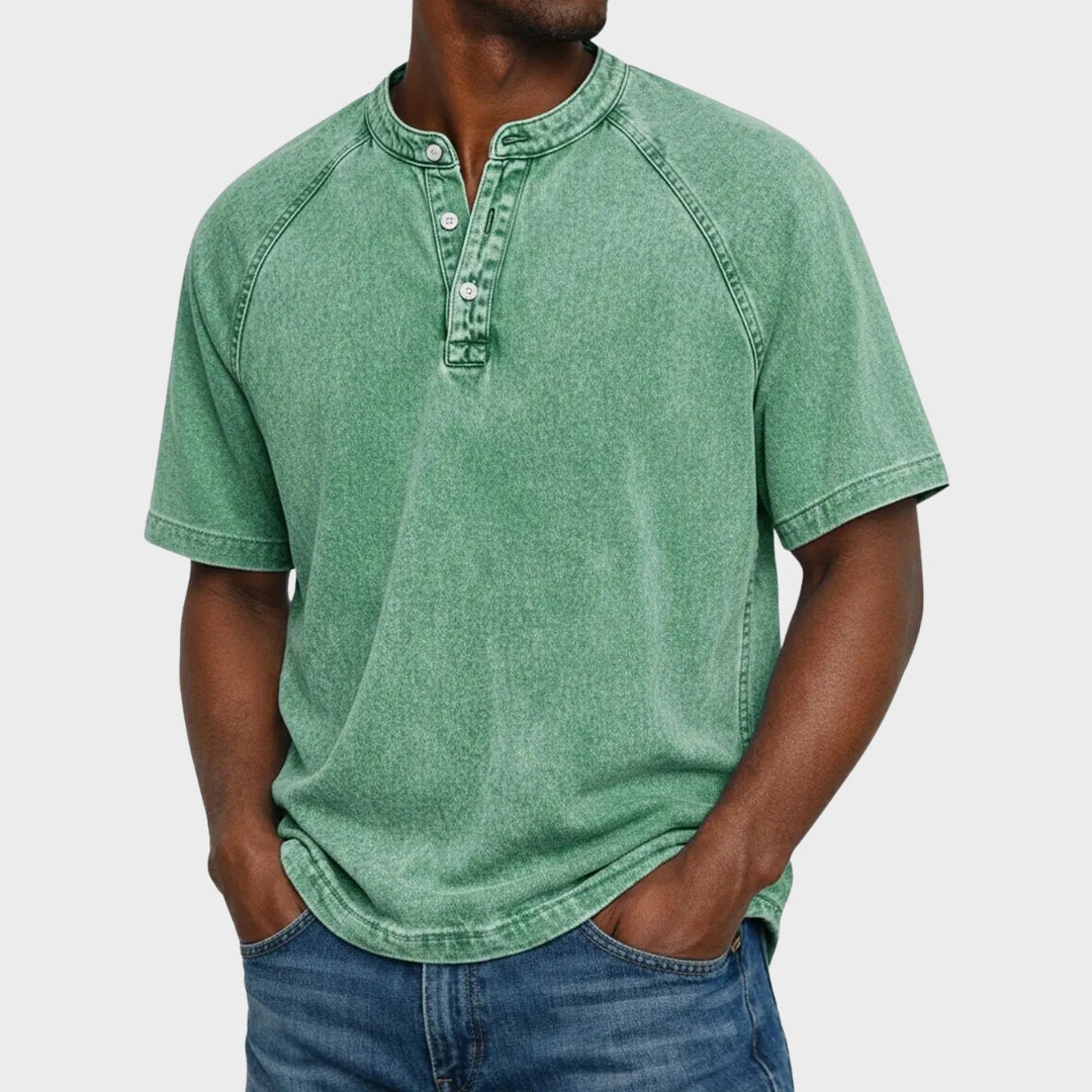 Pedro - Vintage T-särk Nuppudega