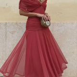 Luana - Elegantne V-dekolteega kleit