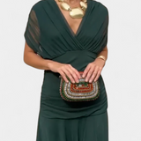 Luana - Elegantne V-kaelusega kleit